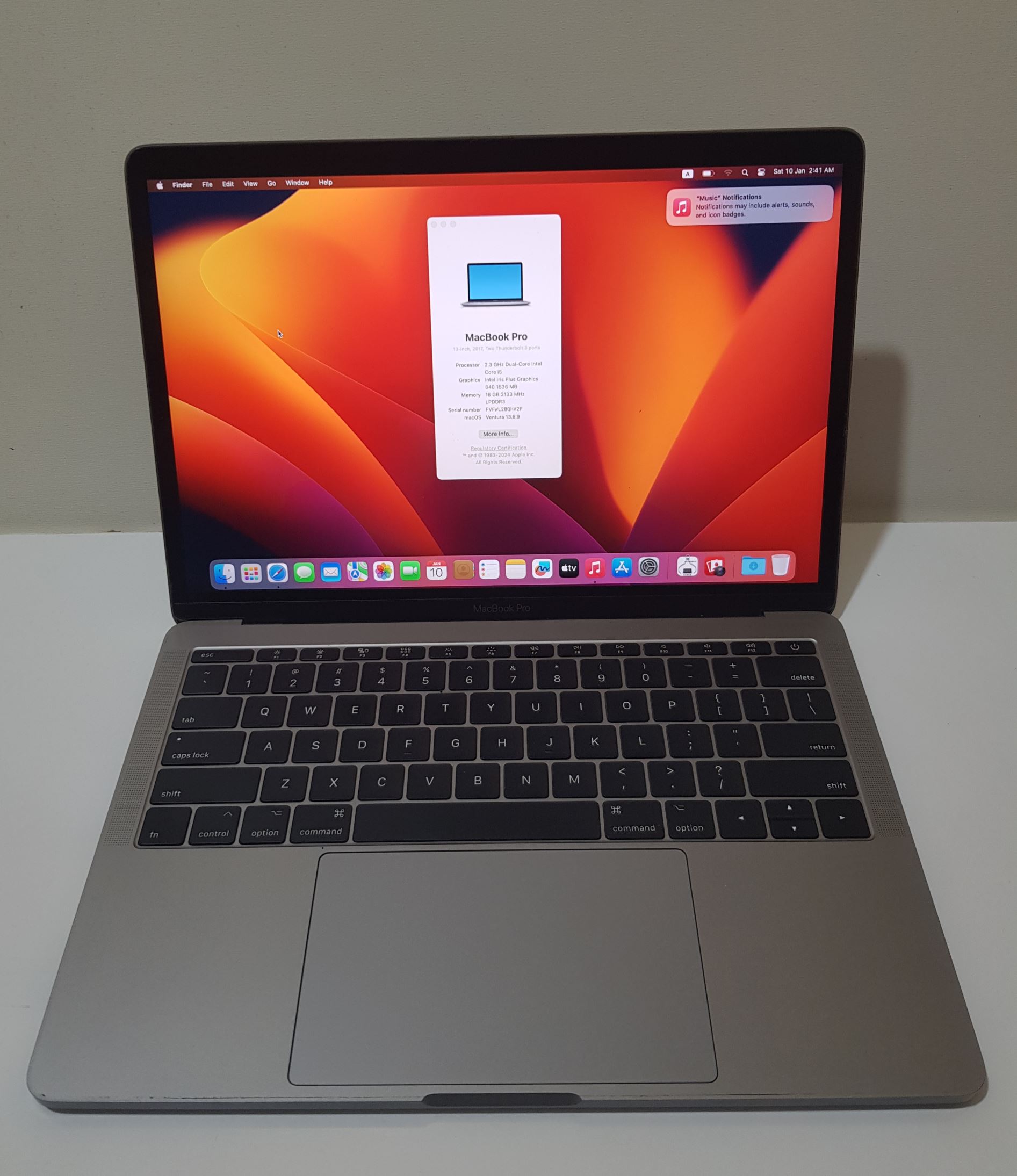  Apple MacBook Pro 2107 A1708