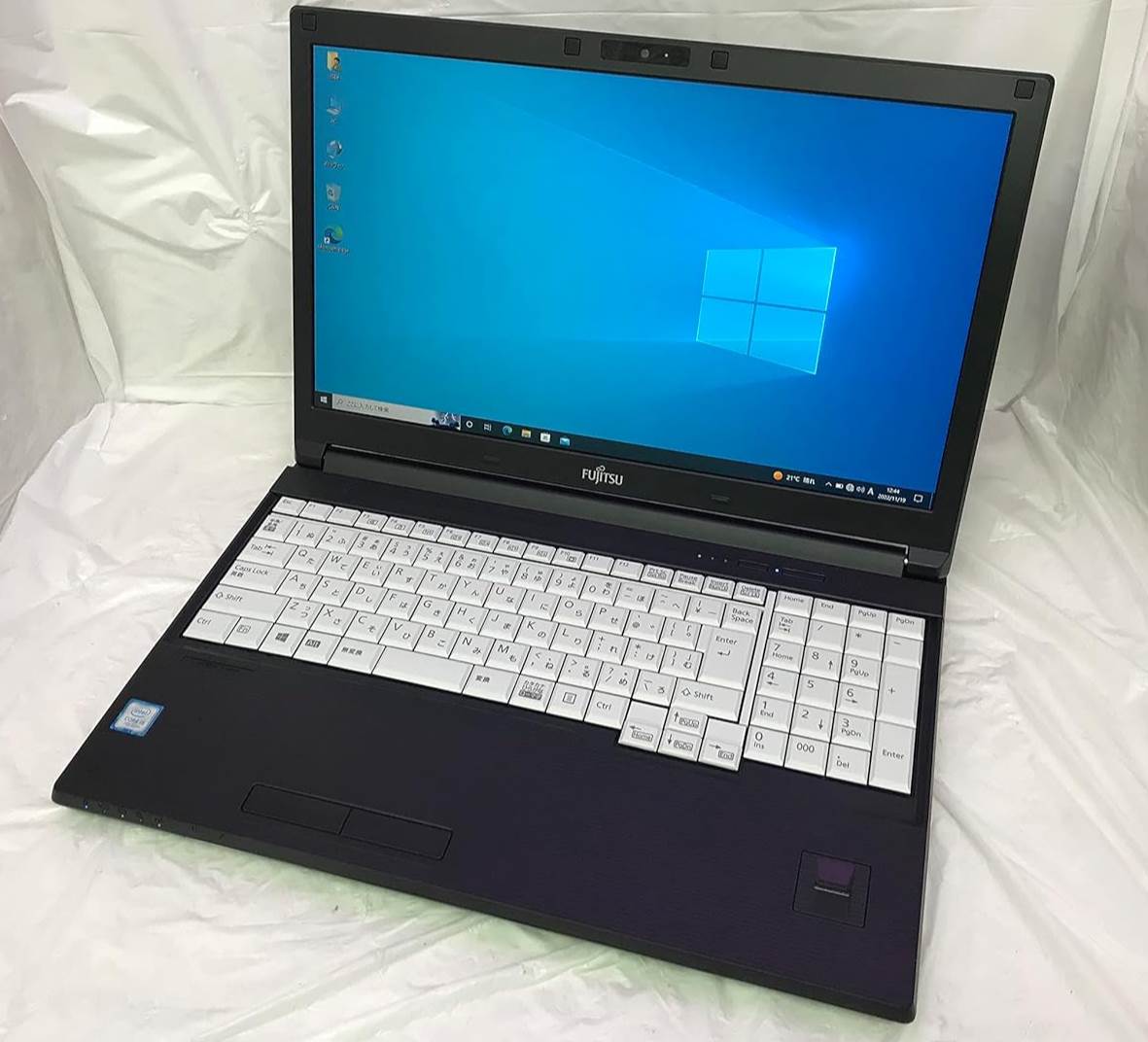 Fujitsu LifeBook U757